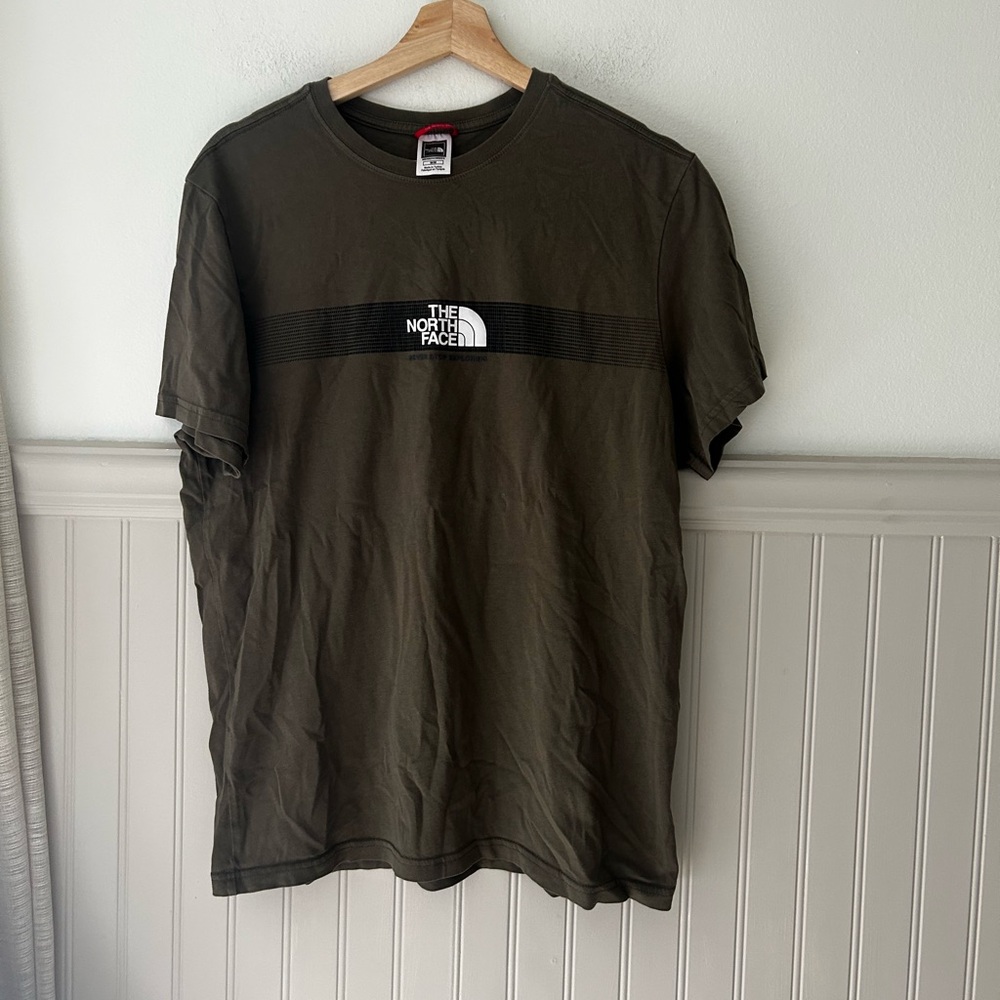 The North Face Men's Medium Dark Olive Green Tee